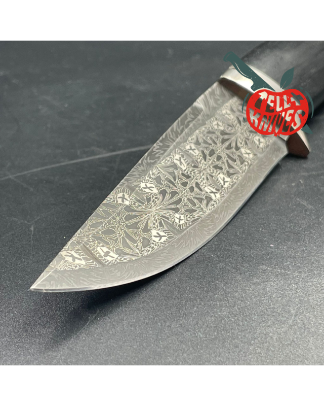 Mosaic Damascus & Petrified oak handle Mosaic Damascus & Petrified oak handle