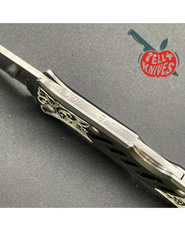 1996 Micro SERE AUS6 steel blade black aluminium handle Bob Valade engraved with original box 1996 Micro SERE AUS6 steel blade black aluminium handle Bob Valade engraved with original box