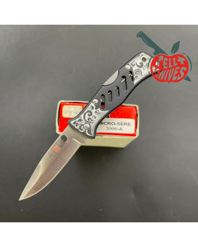 1996 Micro SERE AUS6 steel blade black aluminium handle Bob Valade engraved with original box 1996 Micro SERE AUS6 steel blade black aluminium handle Bob Valade engraved with original box
