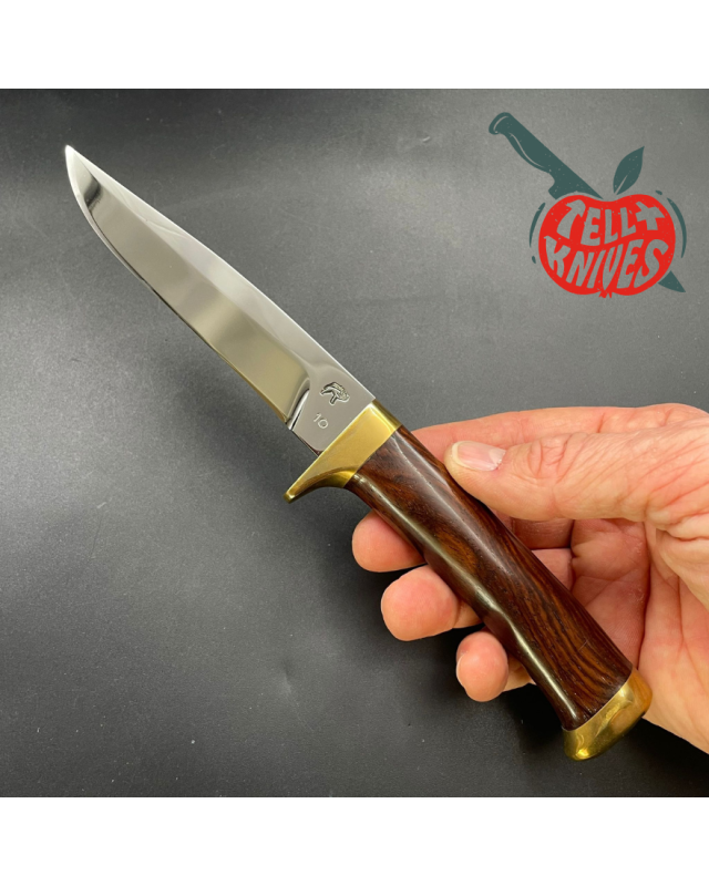 Tanazacq Charleville acier 440C finition miroir garde et pommeau laiton massif bois de noyer