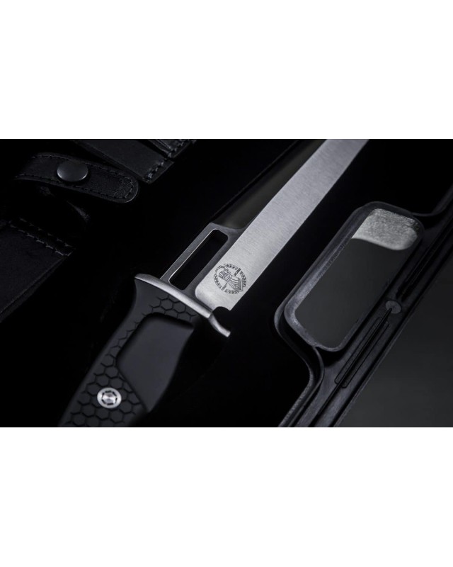 K1 Dobermann XXV Anniversarium Limited Edition 250pces Full Tang N690Co steel Satin finish presentation box & coin K1 Dobermann XXV Anniversarium Limited Edition 250pces Full Tang N690Co steel Satin finish presentation box & coin
