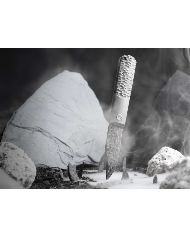 BRLW Meteorite Damast blade Limited Edition Titanium handle BRLW Meteorite Damast blade Limited Edition Titanium handle