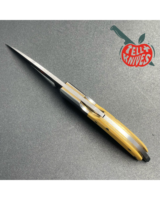 Vintage Al Mar Osprey 1001 AUS6 steel yellow micarta handle