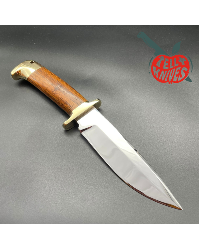 Jean Tanazacq Modèle Tronçay 1 acier 440C forgé finition miroir garde laiton manche bois de noyer étui cuir Jean Tanazacq Modèle Tronçay 1 acier 440C forgé finition miroir garde laiton manche bois de noyer étui cuir