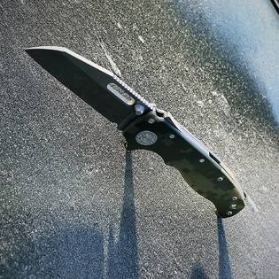 Awesome @demkoknives 😎
Available @tellknives 🇨🇭

#demkoknives 
#demkosharklock 
#tellknives 
#tellknivesapproved✅ 
#tellknivescommunity 
#knife 
#knives 
#foldingknife 
#foldingknives 
#edc 
#swissandsharp