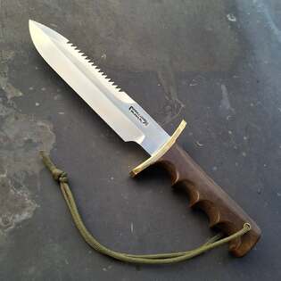 Want some fine Vintage knife ?
Get yours at Tellknives 🇨🇭
This superb Randall Made Knives Model 14 is looking for a new owner 😃
#tellknivesapproved✅ 
#tellknives 
#randallmadeknives
#bushcraft 
#outdoorlife
